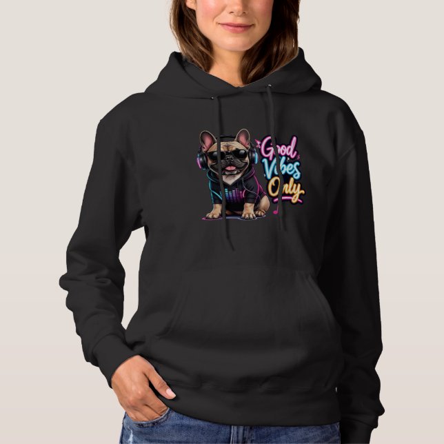 Endast bra vibrationer fransk bulldog design t shirt (Framsida)