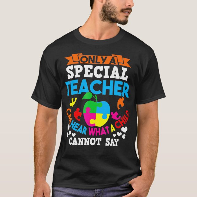 Endast en Speciell Ed Teacher Speciell Education T Shirt (Framsida)