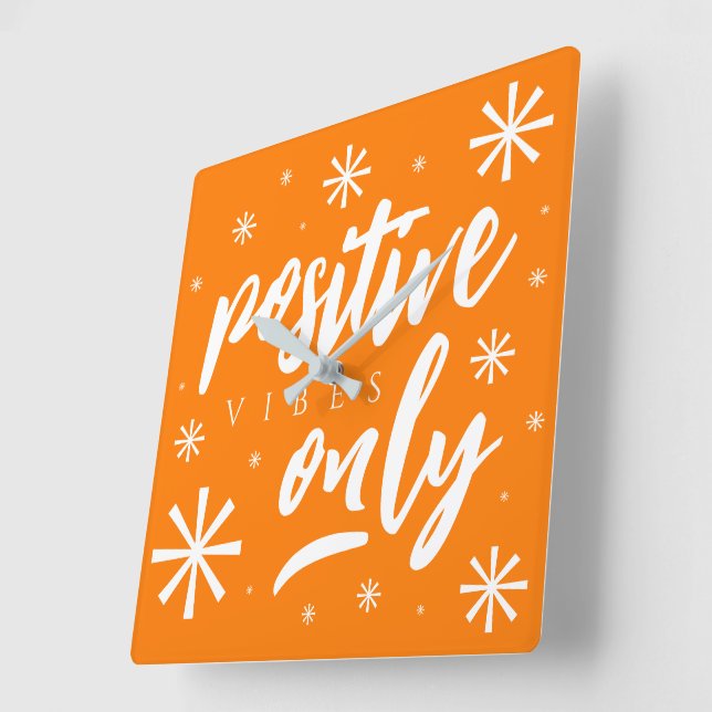 Endast handskrivna uppslag - Cheery Positive Vibes Fyrkantig Klocka (Vinkel)