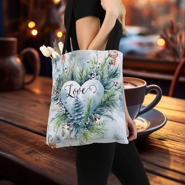Endast Kärlek matchar julets vattenfärg Tygkasse (Christmas tote bag featuring a watercolor design with a heart with pine twigs and berries in snow )