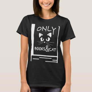 Endast min bokar och min katt t shirt
