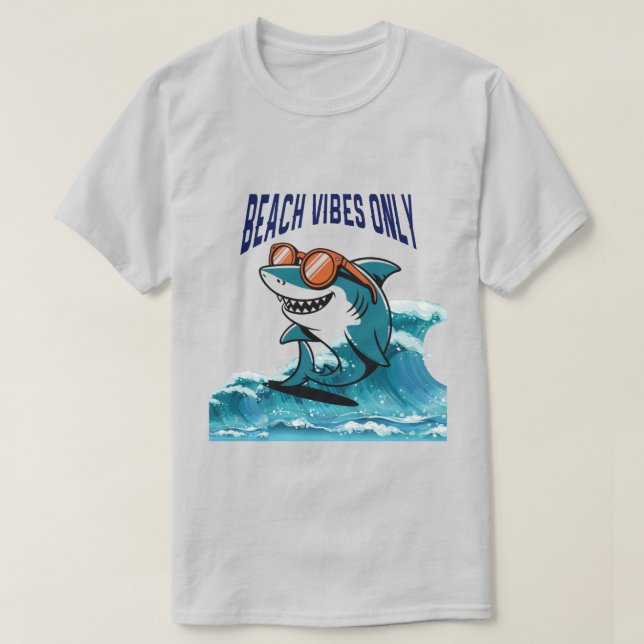 Endast persiko Vibes - Coola Shark med solglasögon T Shirt (Design framsida)