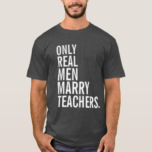 Endast riktiga Manar-marylärare T-shirt