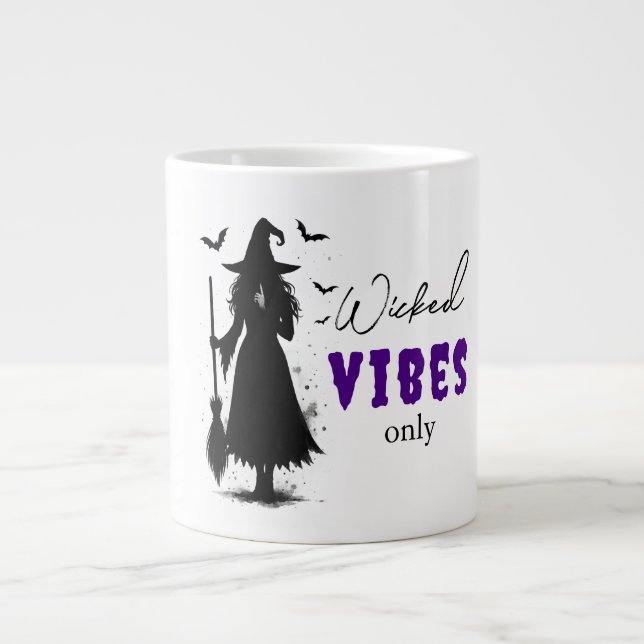 "Endast Wicked Vibes" - Halloween Black Witch - Jumbo Mugg (Framsidan)