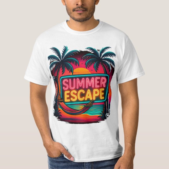 Endless Summer Escape - Retro Sunset Äventyr T Shirt (Framsida)