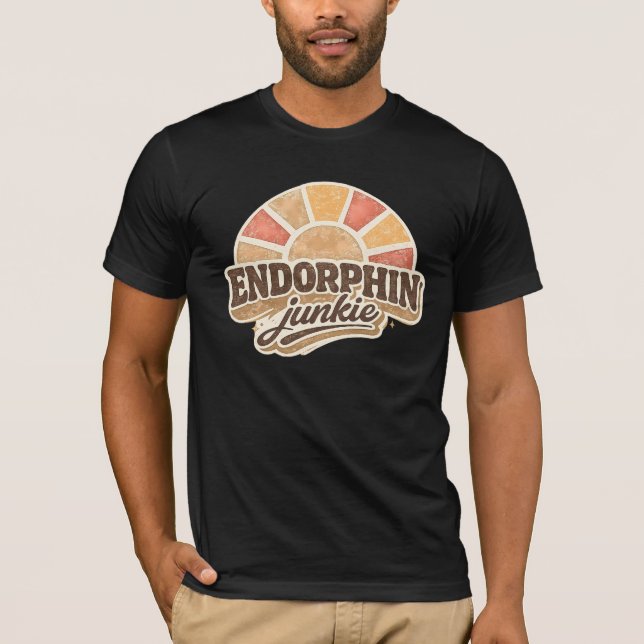 Endorfinsjunkie - Retro 70-tal Solskensflamma Boho T Shirt (Framsida)