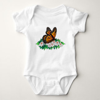 Endräktigt babyfjäril med små blommor t shirt