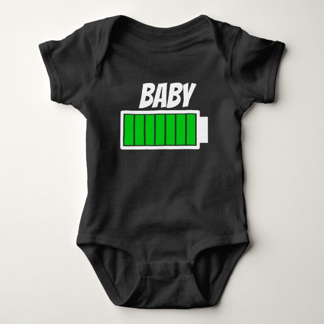 Energibatteriet baby Fullt Humor T Shirt (Framsida)