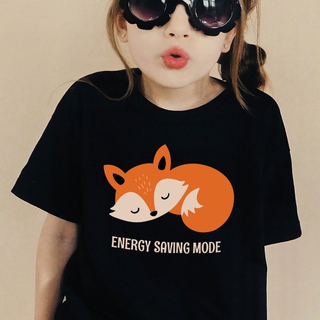 Energisparläge | Lekande räv Ljuny T-Shirt (Skapare uppladdad)