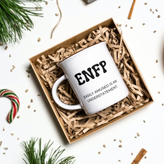 ENFP MBTI Funny Offert med svart text Kaffemugg (Skapare uppladdad)