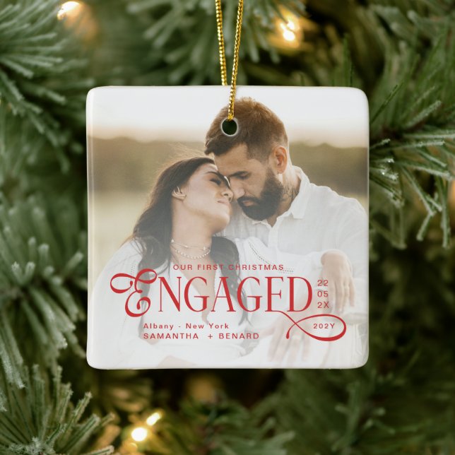 Engaged Couples 2 Photos Stylish First Christmas Julgransprydnad Keramik (Träd)
