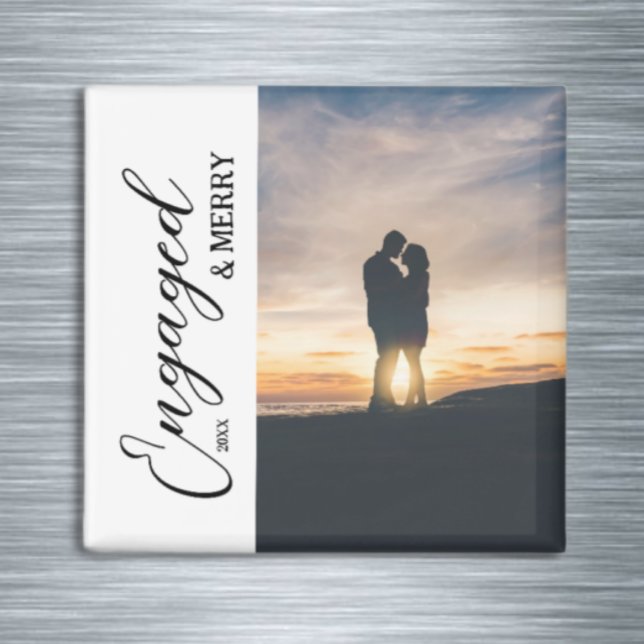 Engaged & Merry Couple Photo Magnet (Skapare uppladdad)