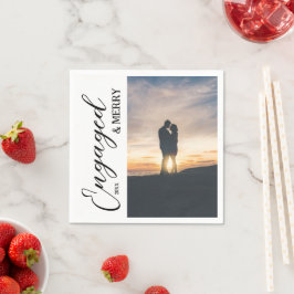 Engaged & Merry Couple Photo Pappersservett