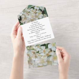 Engagemangsinbjudan Vita Blommor Bukett Foto