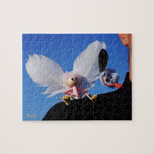 Engel fubby op mijn schouder met uitdagend Monster Pussel (Horisontell)