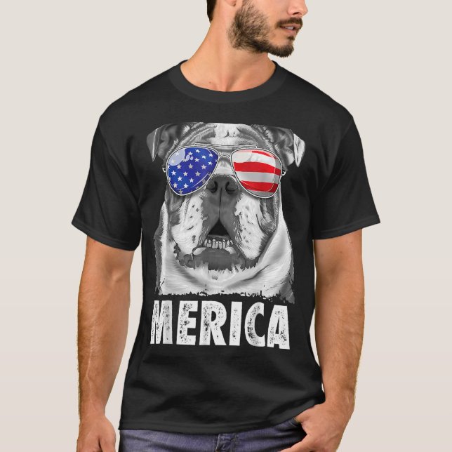 Engelsk bulldog 4:e juli Merica Manar USA flagga T Shirt (Framsida)
