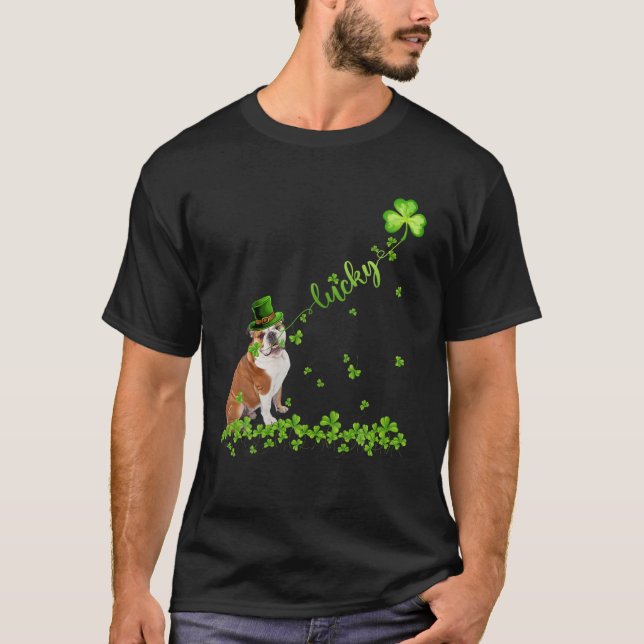 Engelsk Bulldog Hund Funny Shamrock St. Patrick's  T Shirt (Framsida)