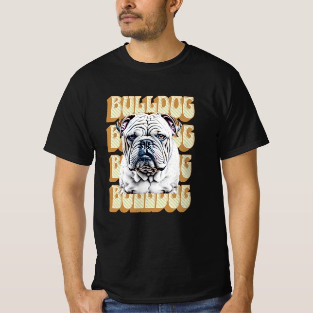 Engelsk bulldog med Retro Font T Shirt (Framsida)