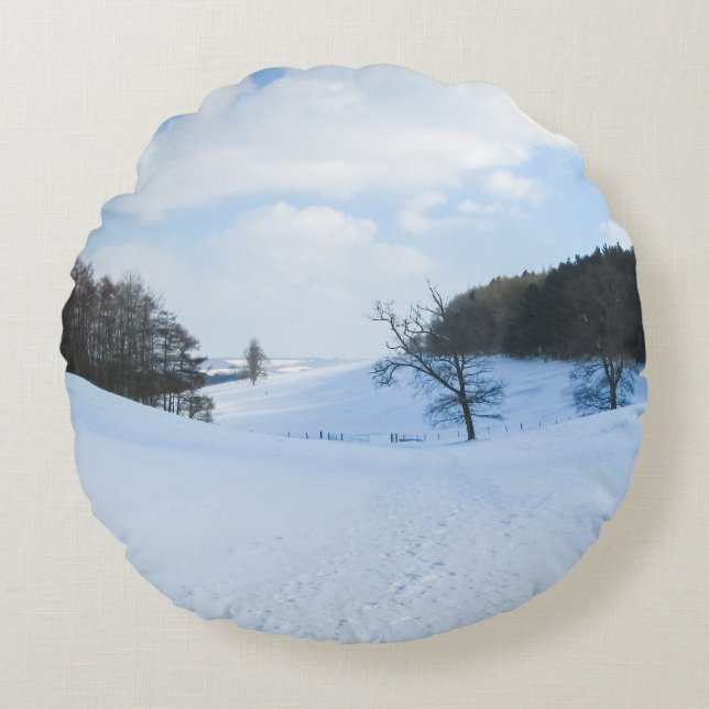 Engelska Snö Valley - Personlig Rund Kudde (Framsidan)
