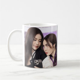 Engfa Waraha & Charlotte Austin Englot Thai GL Kaffemugg