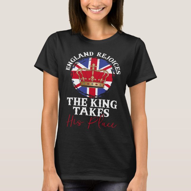 England Rejoices The King Takes His Place Coronati T Shirt (Framsida)