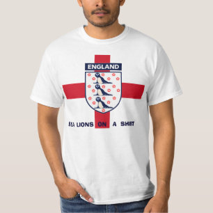 ENGLAND SJÖLEJON PÅ EN SKJORTATSHIRT. T-SHIRT