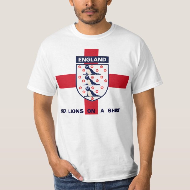 ENGLAND SJÖLEJON PÅ EN SKJORTATSHIRT. T-SHIRT (Framsida)