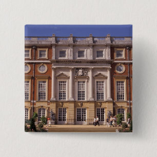 England, Surrey, Hampton Court Palace. 2 Knapp