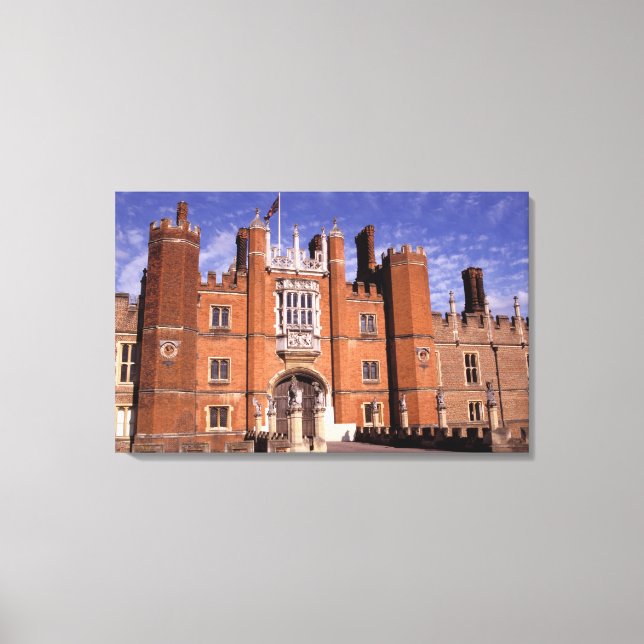 England, Surrey, Hampton Court Palace. 3 Canvastryck (Framsida)
