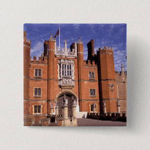 England, Surrey, Hampton Court Palace. 3 Knapp
