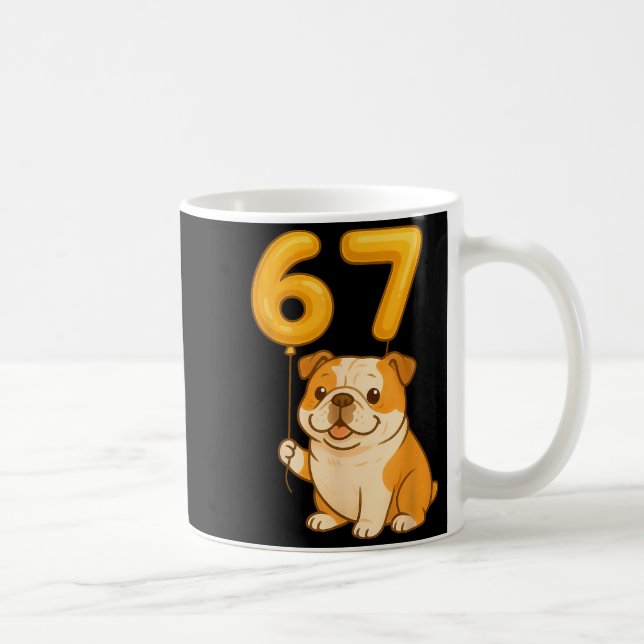 English Bulldog Dog Funny 67 Meme Six Seven Balloo Kaffemugg (Höger)