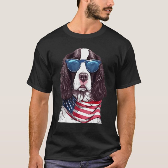 English Springer Spaniel with USA Flag 4th of July T Shirt (Framsida)