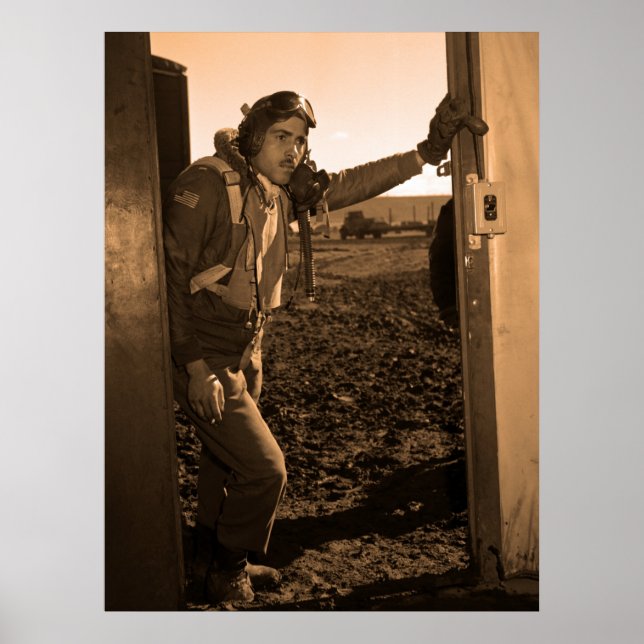 Enhanced portrait of Edward M. Thomas Poster (Framsidan)