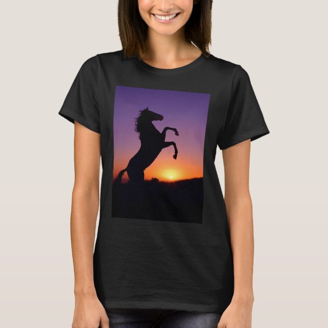 enhörning     Klassisk T Shirt (Framsida)