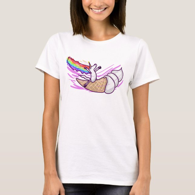 Enhörning regnbågsridning glasskon t shirt (Framsida)