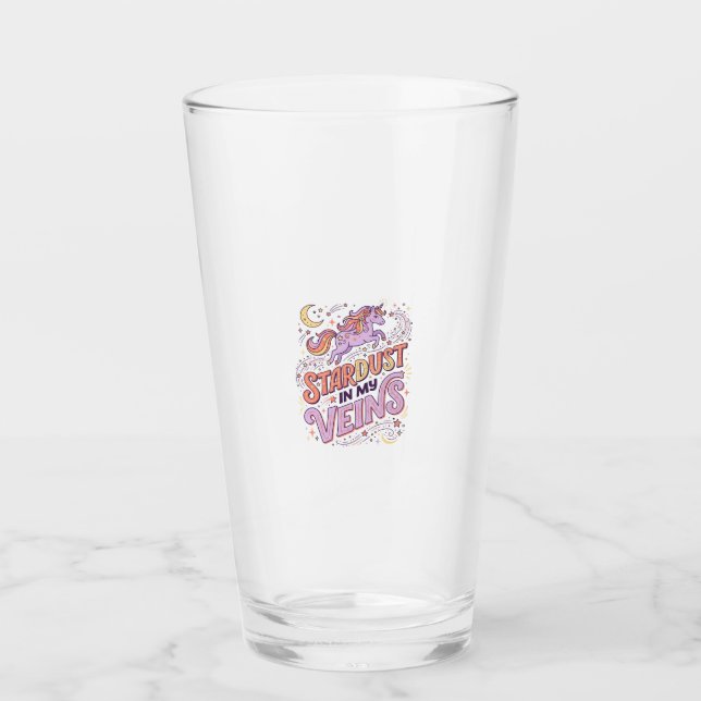 Enhörning Stjärnstoft i Mina Ådror Whimsical Merch Glaskopp (Framsida)