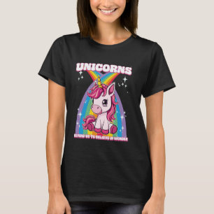 Enhörningar påminner oss om att tro på under t shirt