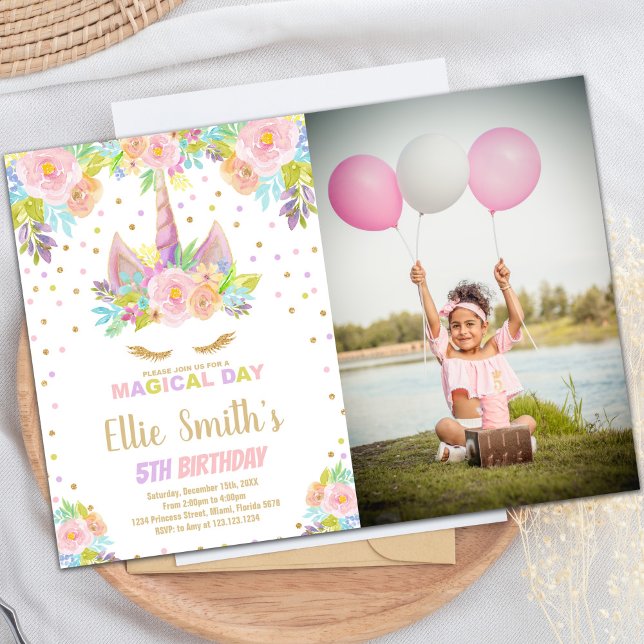 Enhörnings födelsedagsinbjudningar med blommig ros inbjudningar (Floral Pink Unicorn Birthday Invitations w photo)