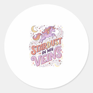 Enhörningsstjärnstoft i mina ådror Whimsical Merch Runt Klistermärke