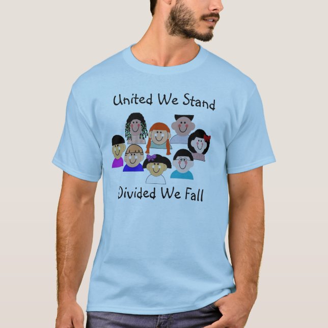 Enigt står vi, delat oss nedgången t-shirt (Framsida)