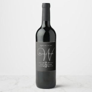 Enkel än Elegant: Svart linne w/ Monogram Vin L Vinflaska Etikett