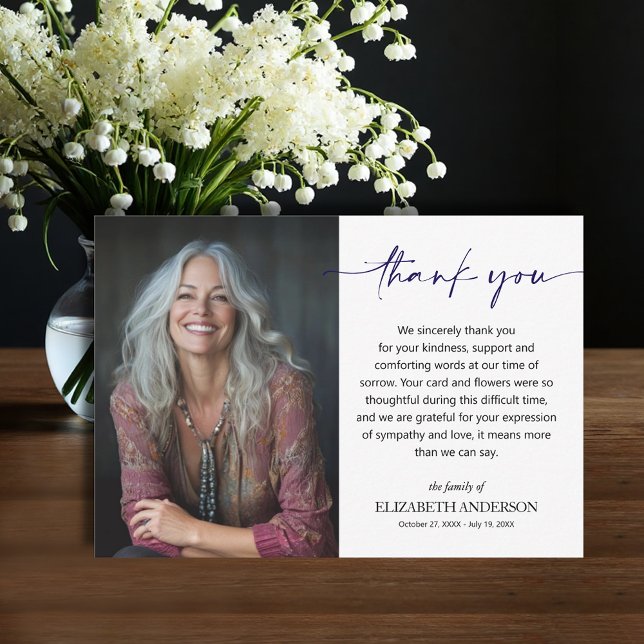 Enkel begravningsfoto tack kort (Funeral Thank You Card with your message printed over your loved one's photo, default size 3.5" x 5")