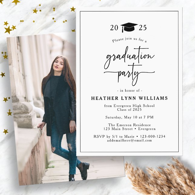 Enkel Chic Examen Inbjudningar (Simple Chic Graduation Party Invitation by Painted Paperie)