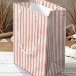 Enkel Chic Linjetänk Mönster Coral White