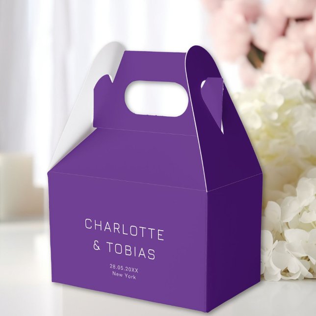 Enkel, elegant bröllop presentaskar (Simple, elegant, purple, wedding favor boxes with your name and date.)