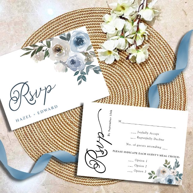 Enkel Elegant Dusty Blue Blommigt Bröllop OSA Kort (Simple Elegant Dusty Blue Floral Wedding RSVP Card)