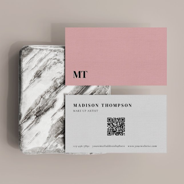 Enkel Elegant Flamingo Blek Rosa Monogram QR-kod Visitkort (Skapare uppladdad)