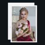Enkel Elegant Foto Bat mitzvah födelsedag Tack Kort<br><div class="desc">Ett kort med enkel Elegant Foto Bat mitzvah födelsedagstack.. med eleganten Tack i det vita kalligrafiskriptet på framsidan med personligen på baksidan. Anpassa genom att redigera texten i textrutorna. Designad av ©Evco Studio www.zazzle.com/store/evcostudio</div>
