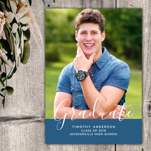 Enkel Elegant Foto Studenten Lodrät | Blå Inbjudningar (Blue Simple Elegant Photo Graduation Vertical Announcement)