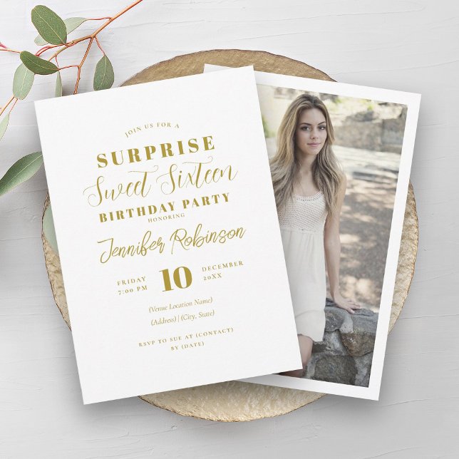 Enkel Elegant Guld Photo SURPRISE Sweet 16 Inbjudningar (Simple Elegant Gold Photo SURPRISE Sweet 16 Invitation)